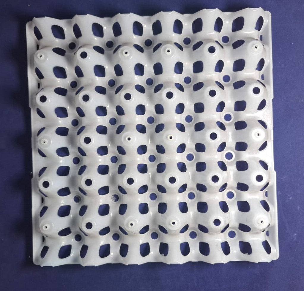 Eierhöcker für 30 Hühnereier