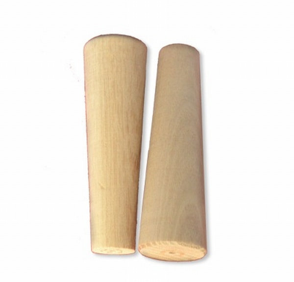 Zapfen aus Holz in drei Grössen